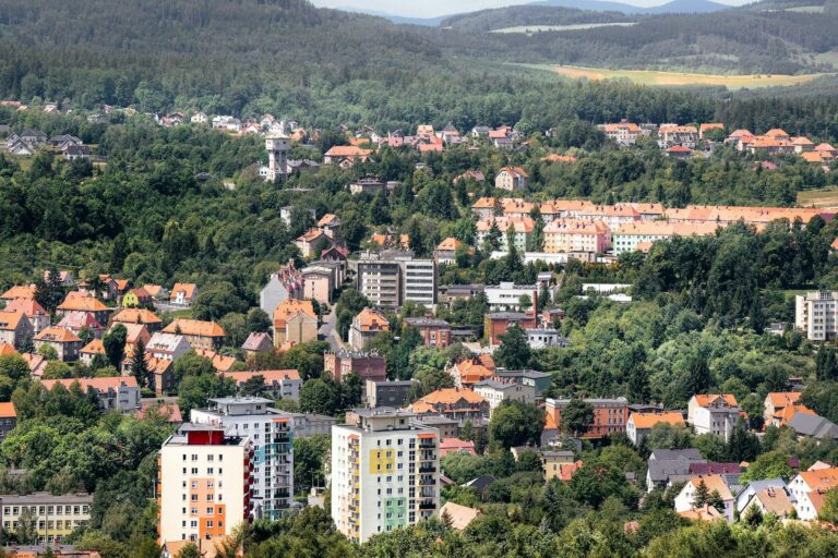Przetargi na sprzedaż nieruchomości od urzędów miast i gmin